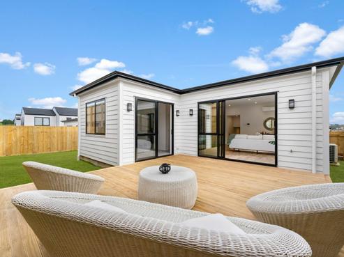 13 Ta Moko Drive, Gulf Harbour