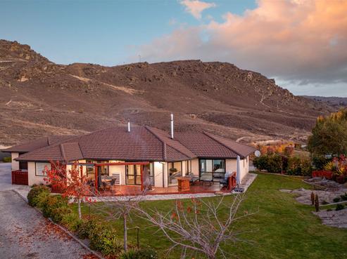 5 Lookout Drive, Alexandra