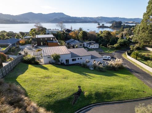26 Clearwater Street, Broad Bay