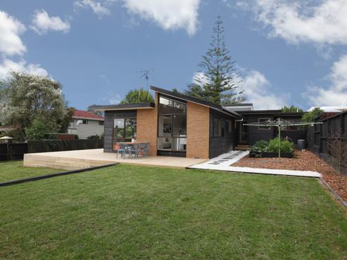 4 Leonard Place, Dinsdale