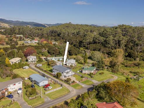 119 Huaroa Street, Coromandel