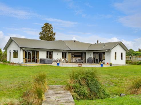 18 William Donald Drive, Solway