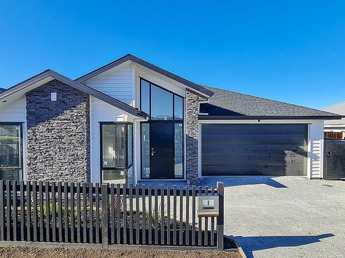 8 Edward Abell Street, Wainui