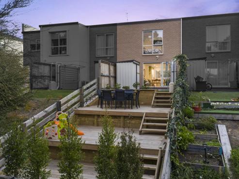 14 Bessie Lane, Massey