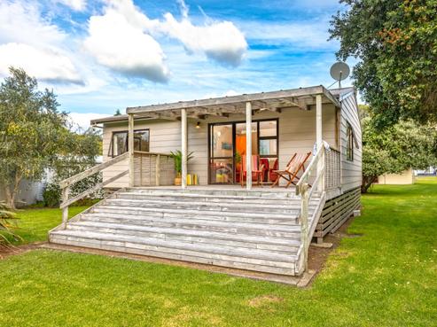 10 Wigmore Crescent, Hahei