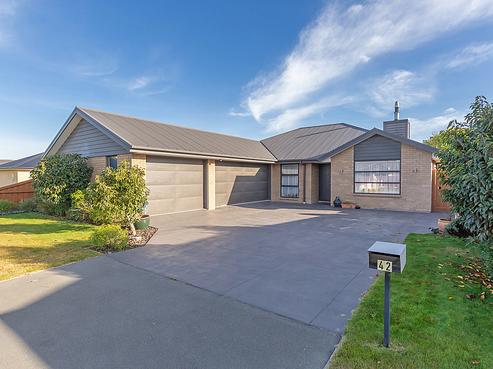 42 Lewis Crescent, Rolleston