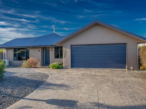 24 Hollybush Drive, Brightwater