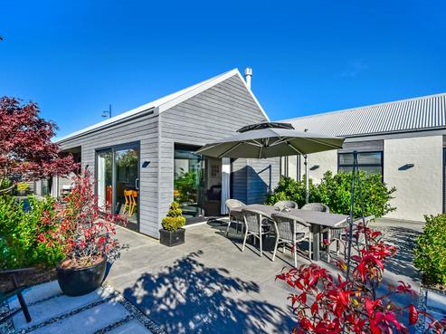 15 Eastfield Drive, Lincoln