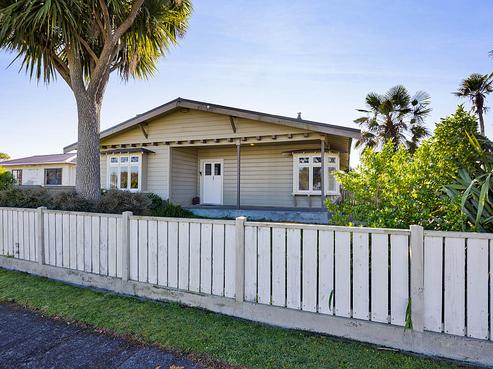 2 Galt Street, Hawera
