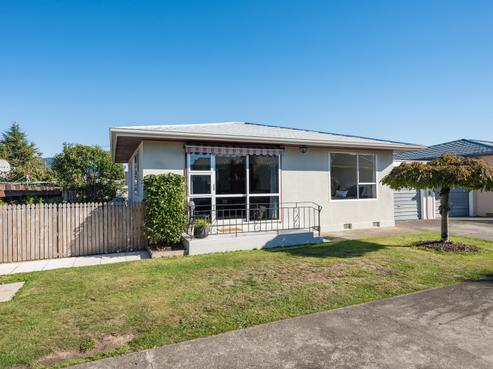 2/30 Titoki Street, Stoke
