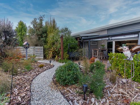53 Frye Crescent, Albert Town