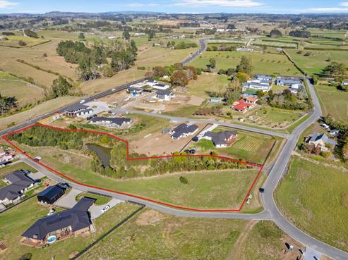 10 Karaka School Lane, Karaka