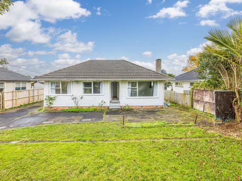 17 Awatere Street, Clover Park