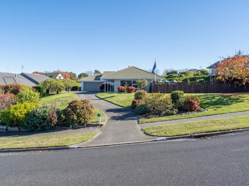 7 Kahurangi Drive, Rangatira Park