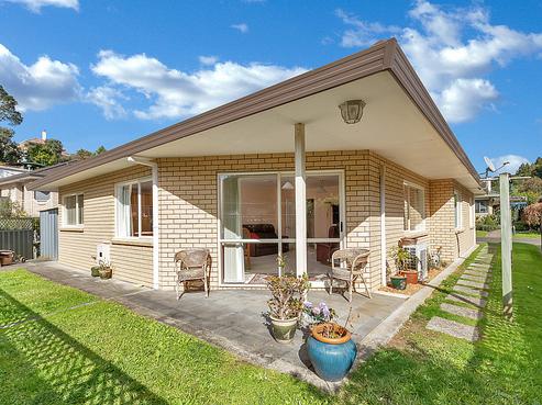 8 Garden Court, Woodhill