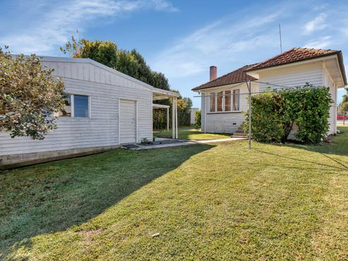 162 Western Hills Drive, Kensington
