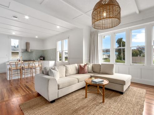 801 Avenue Road East, Parkvale