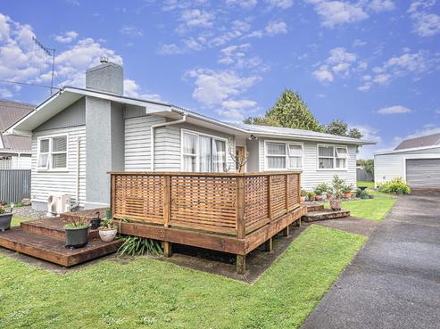 77 Devon Road, Springvale