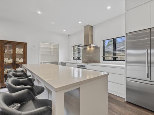 33A Shaw Road, Coastlands