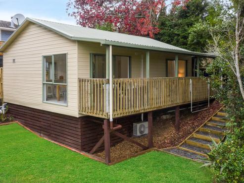 62A Awaroa Road, Sunnyvale