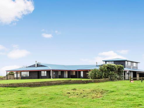 991 Kohekohe-karioitahi Road, Pollok