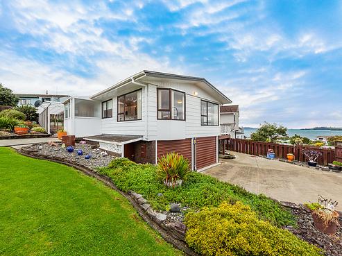 8 Tamatea Drive, Snells Beach