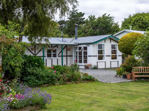 123 Revans Street, Featherston
