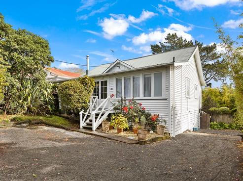 48 The Avenue, Albany