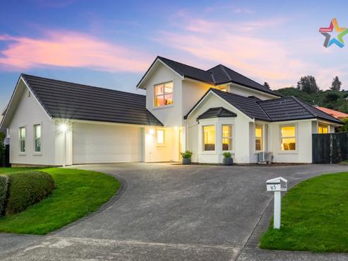 95 Redvers Drive, Belmont