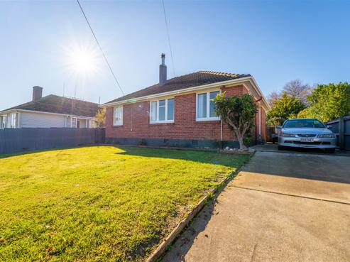 41 Forth Street, Marchwiel