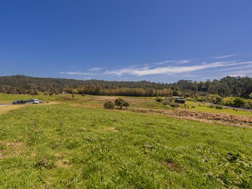 6 Te Puia Place, Hot Water Beach