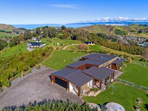 143 Wheatstone Road, Wainui