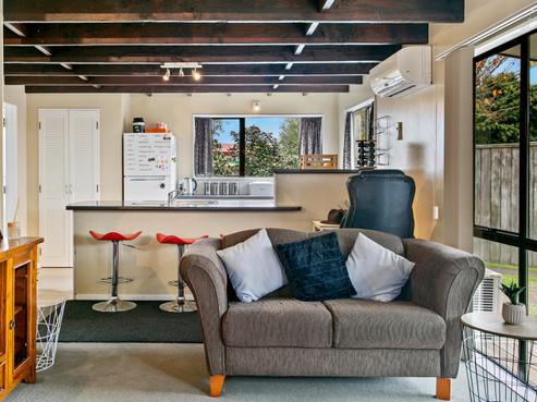 2/150 Spa Road, Taupo