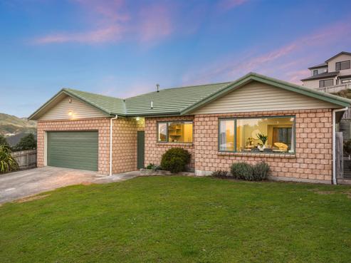 40 Tongariro Drive, Aotea