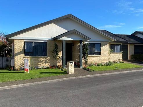 2 Coulston Place, Riverdale