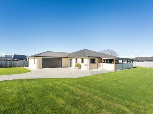 9 Roots Street East, Feilding