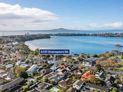 2/137 Shakespeare Road, Milford