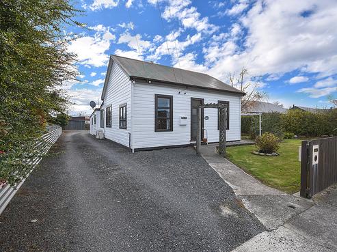 14 Centennial Avenue, Milton