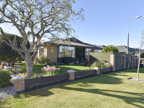 12A Ben Nevis Drive, Broomfield