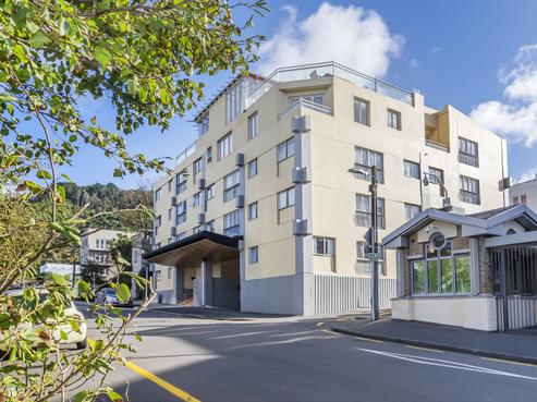 38/54 Hill Street, Thorndon