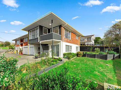 2/182 Coronation Road, Hillcrest