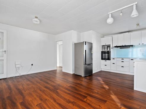 2/80 Gloria Avenue, Te Atatu Peninsula