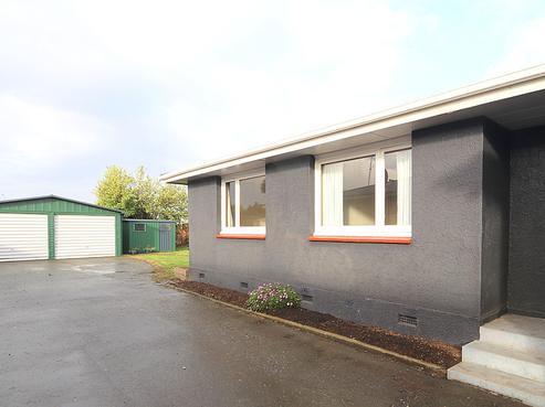 44 Kinmont Crescent, Newfield