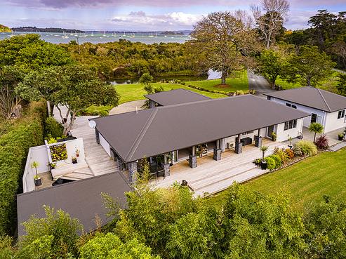 31 Crisp Road, Parua Bay
