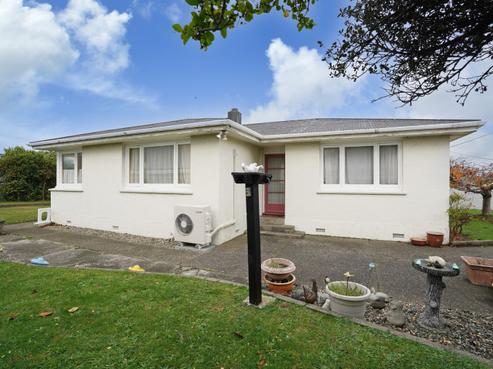 26 Christina Street, Strathern