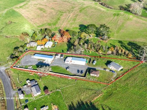 51 Steen Road, Waitakaruru