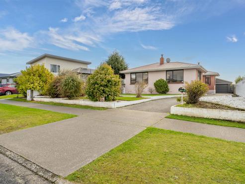 108 Dome Street, Newfield