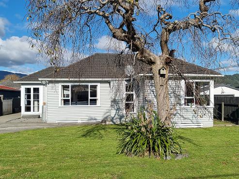 15 Ashforth Street, Wainuiomata