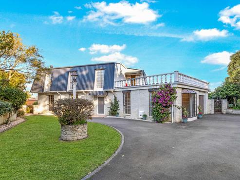 27 Great North Road, Saint Johns Hill
