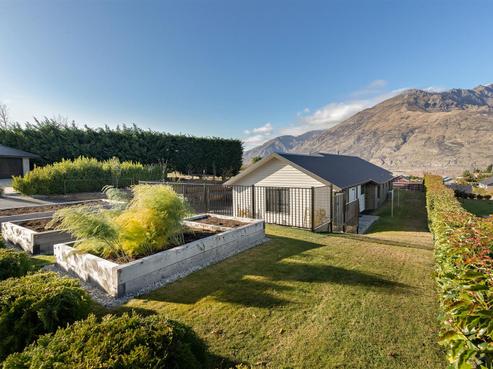 6 Batsford Lane, Lower Shotover